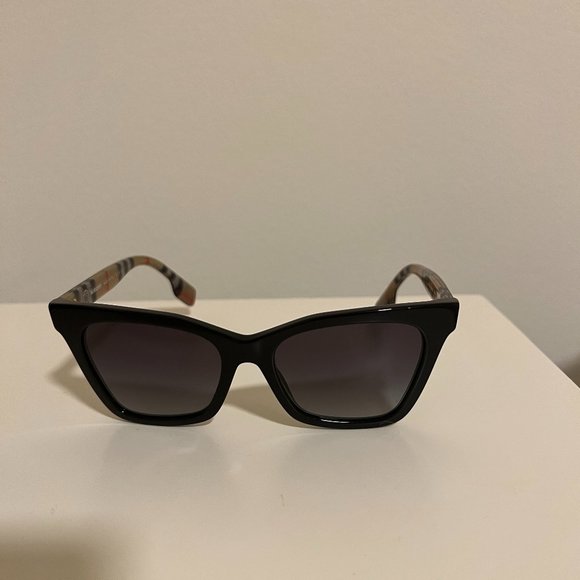 NEW Burberry Check Detail Square Frame Sunglasses main image 7